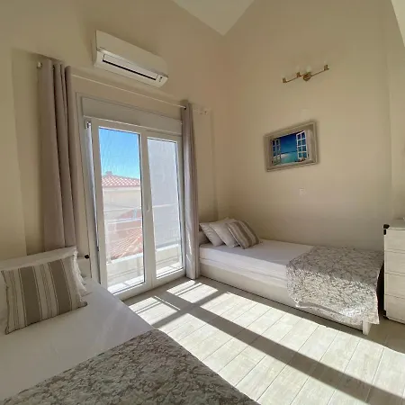 Emerald Luxury Living *