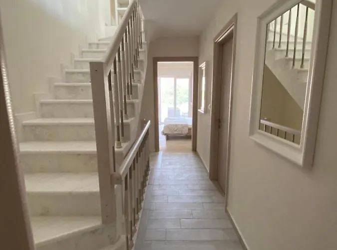 Vilă Emerald Luxury Living *